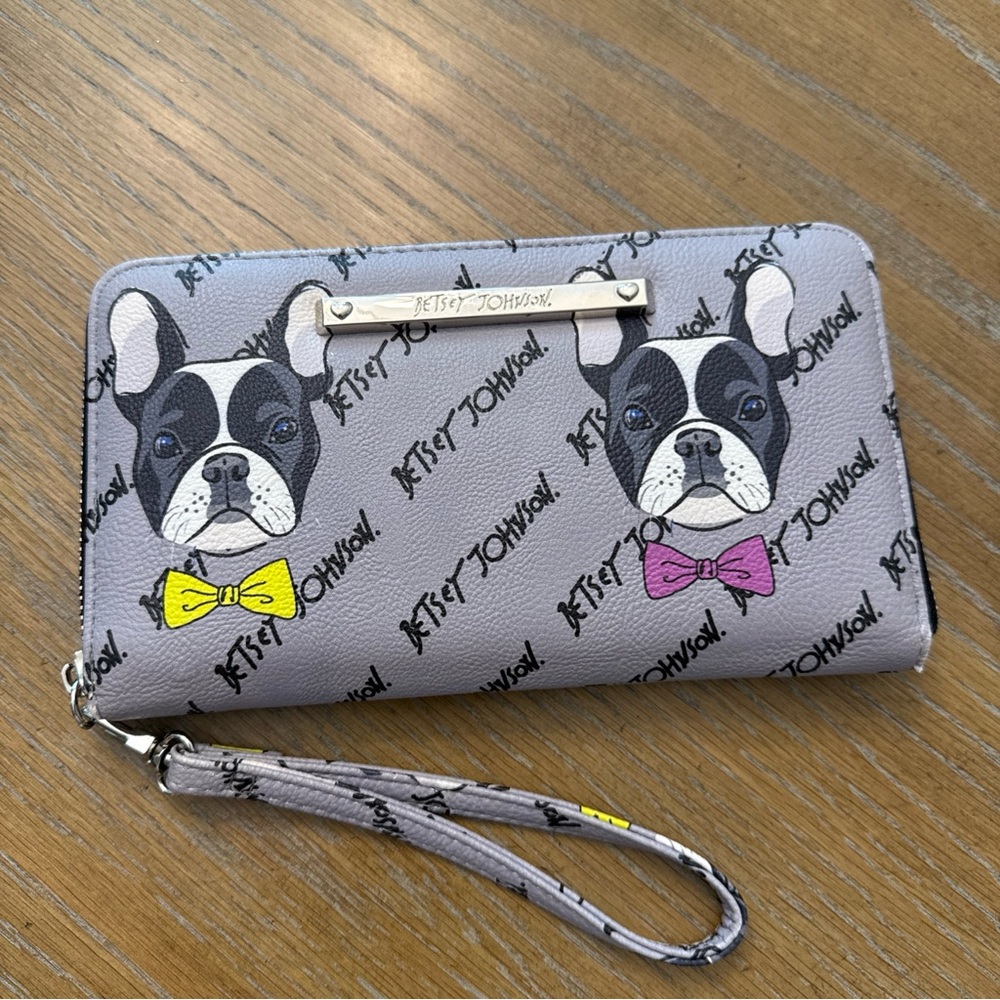 Betsey Johnson French Bulldog Wristlet Wallet Frenchie Boston Terrier Dog